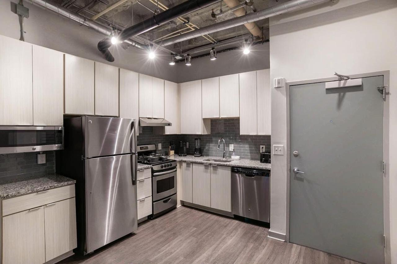 Stylish City Living Apartments With Free Parking In Midtown Atlanta Exterior photo